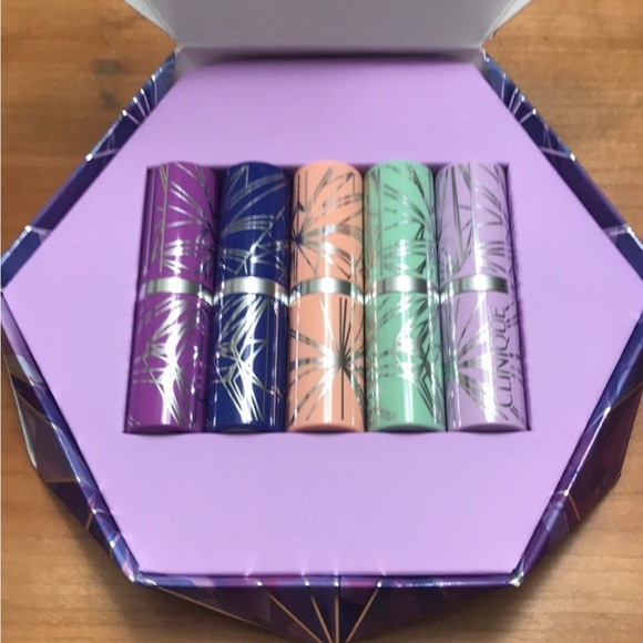 Clinique Plenty of Pop lipstick set - Picture 2 of 3